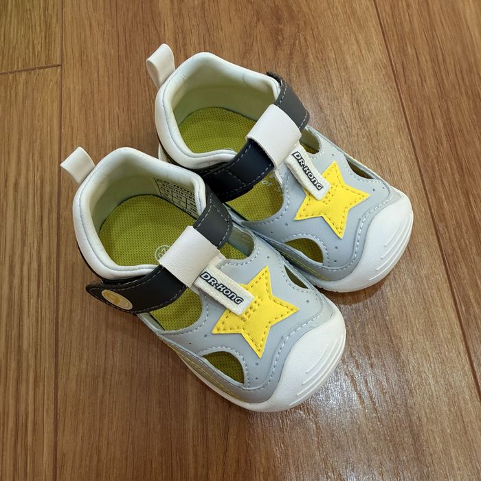 Детские сандалии 20 размер