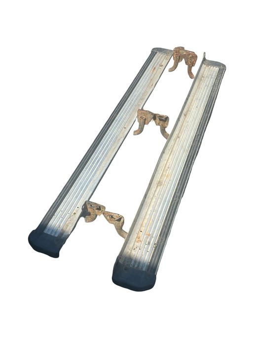 Set Praguri Mitsubishi L200 2001