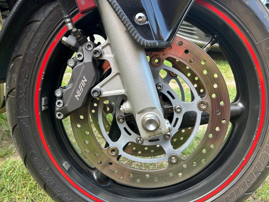 Honda Hornet 919