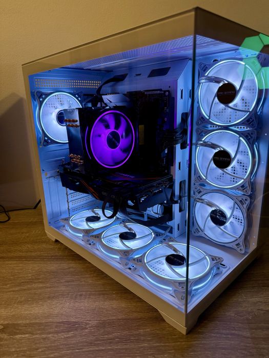 PC Gaming  i7 / 2TB / Vega 64 / RGB / Garanție / Testare