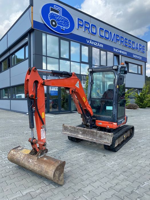 Vand miniexcavator Kubota U27-4