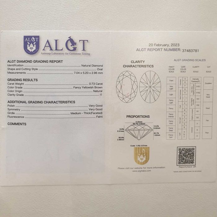 Златна висулка с естествен диамант, ръчна изработка, сертификат - нова