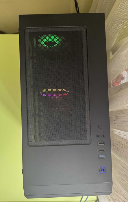 Геймърски компютър MSI RTX 4060 I7 13700K