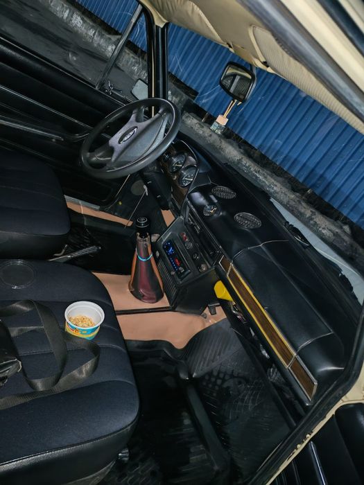 Продам ваз 21061