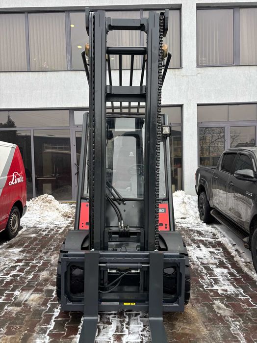 Stivuitor - Motostivuitor Linde H30D-02 Cabină An fabricație: 2008