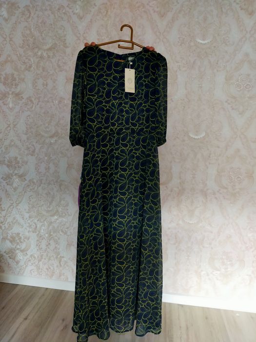 Платье женское         .