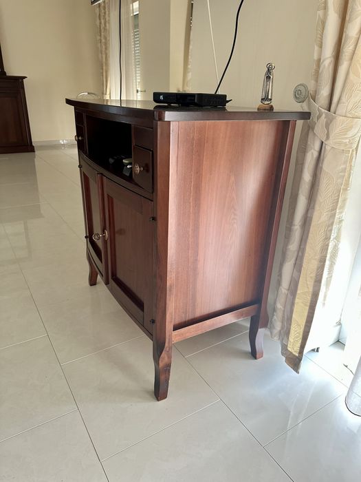 Mobila de lemn masiv Casa Roma