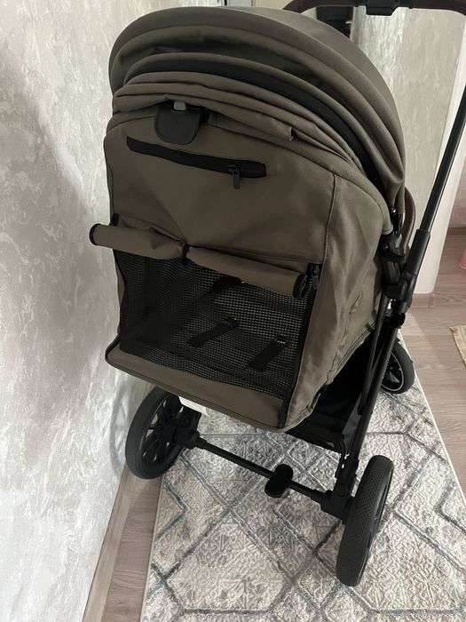 Прогулочная коляска TOMIX Kelly всесезонная