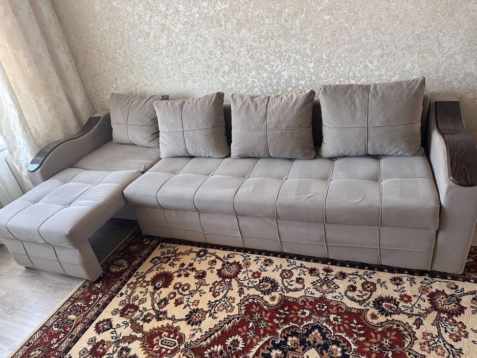 Продам угловой диван