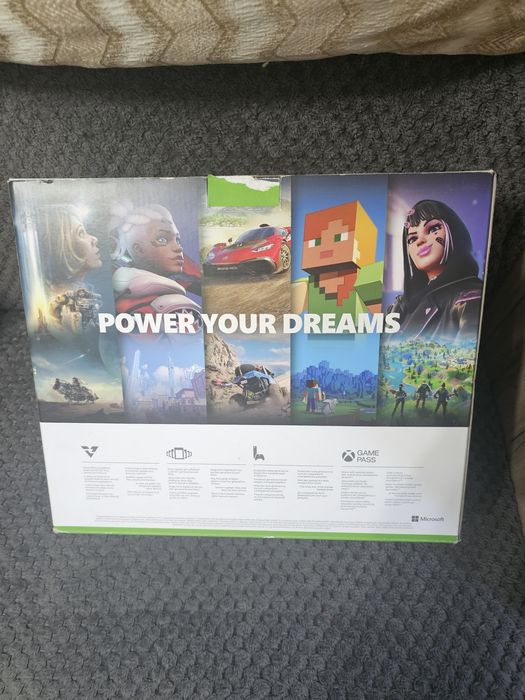 Vand xbox serie s 512 gb ssd