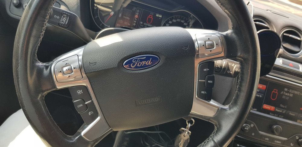 Vand Ford S-Max 2.0 PowerShift ACC Webasto