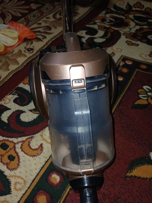 Пылесос продам срочно Авалон