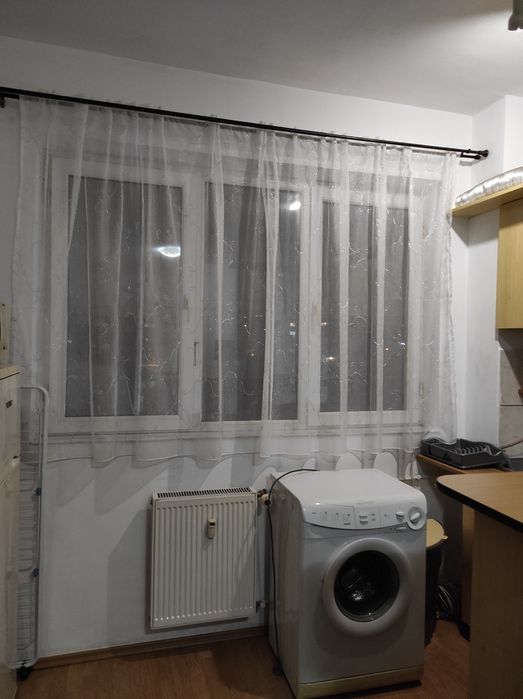 Garsoniera de inchiriat