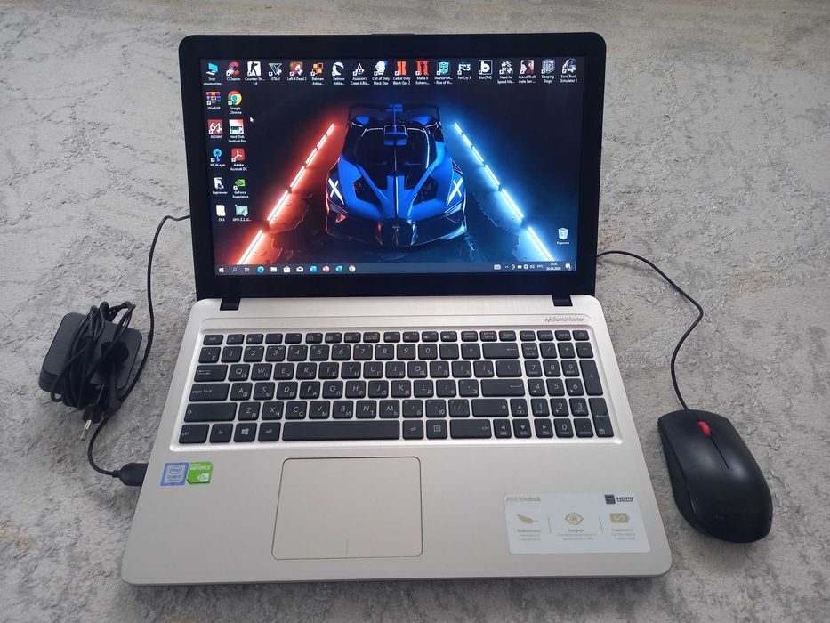 ASUS VivoBook.Core i3-7020U.2.3GHz.8GB ОЗУ.500GB HDD.NVIDIA MX110 2GB!