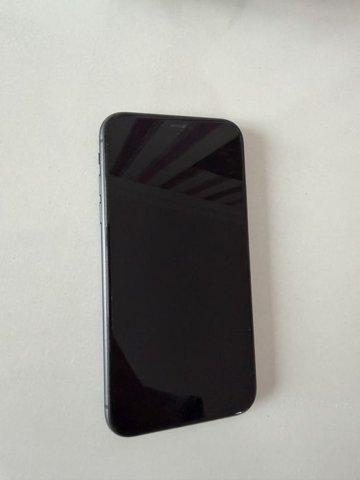 Телефон айфон 11