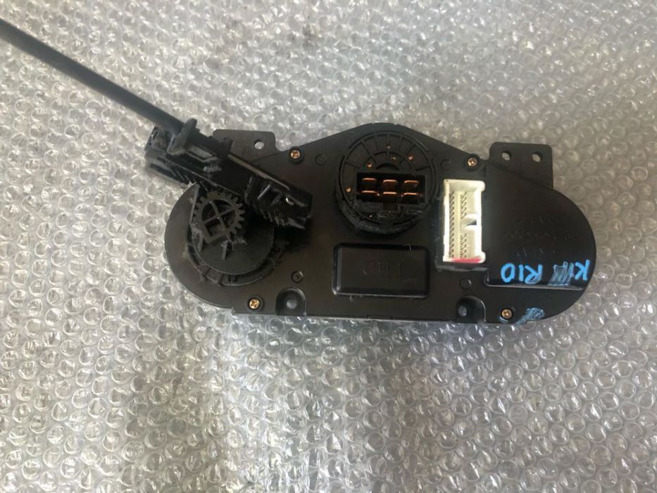 panou comanda ac kia rio