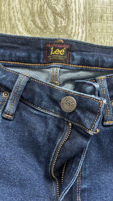 Джинсы новые брендовые LEE