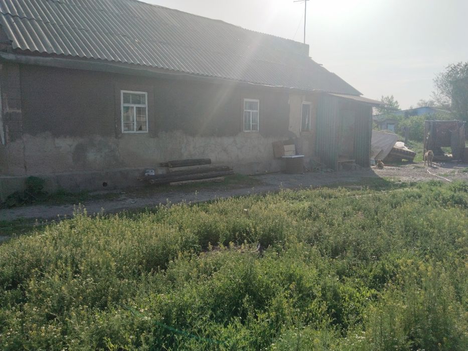 Продам участок и дом 20 соток.