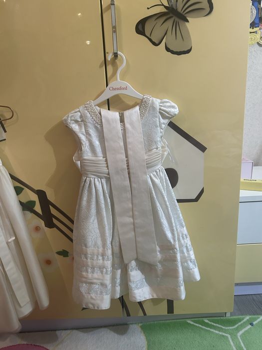 Продам детские платья