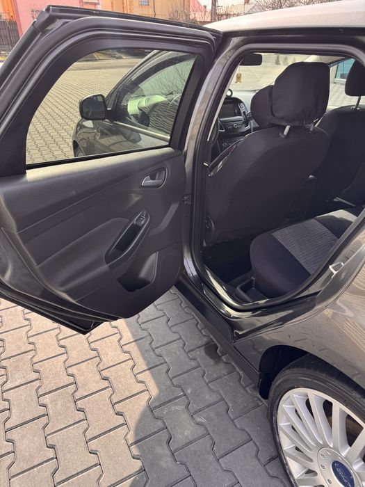 VAND FORD FOCUS3 FACELIFT