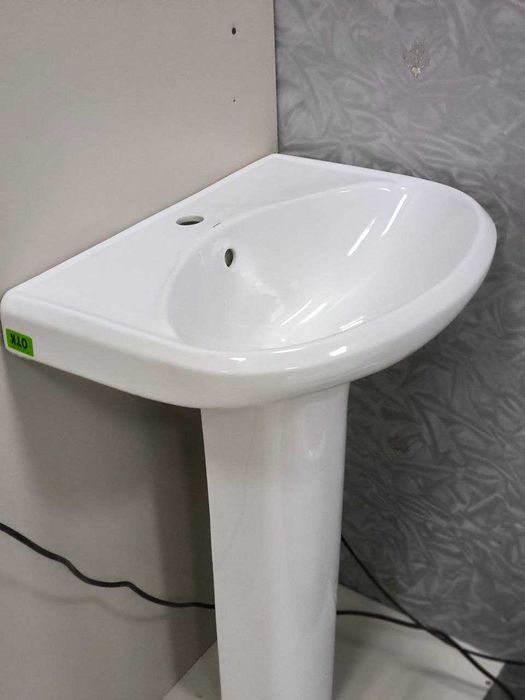 Унитазы и Раковины. Россия