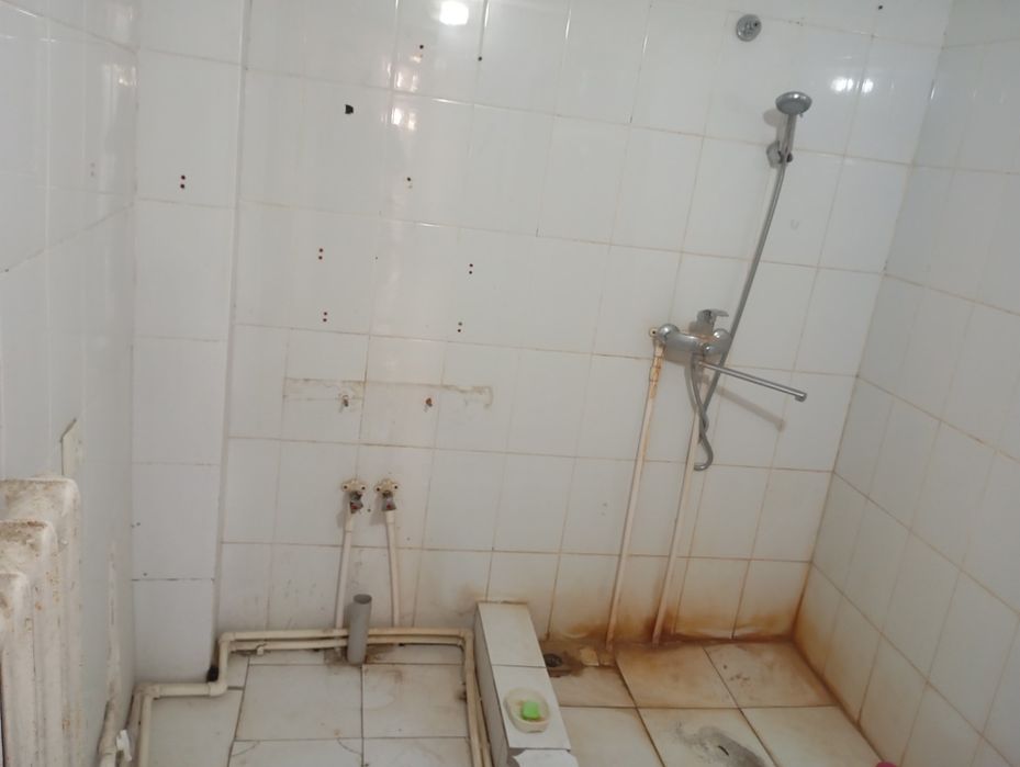 Barcha qulayliklarga ega 2 xonali 4 xona qilingan uy sotiladi