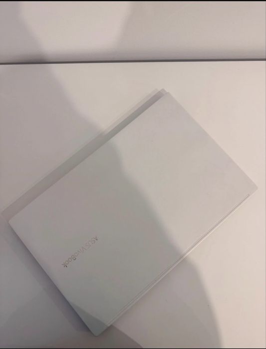 Asus vivobook i7