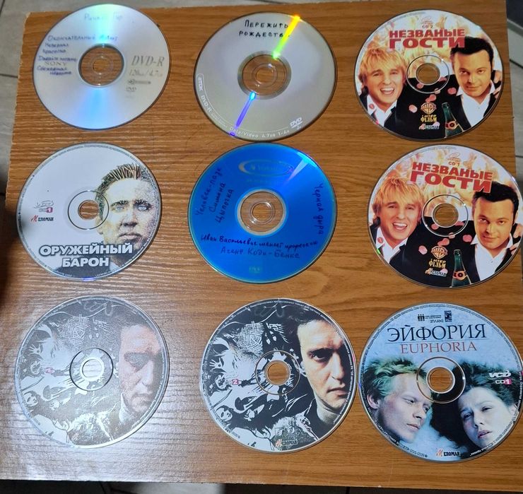 Продам CD диски с фильмами б/у