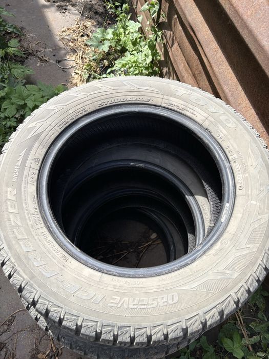 Продам шины 195/65/15