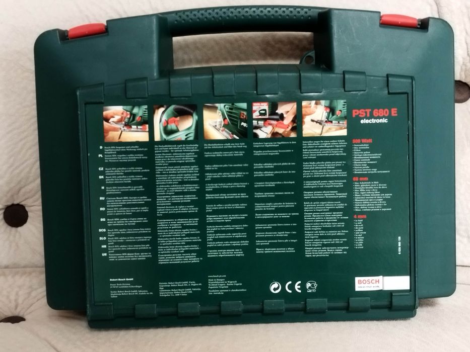 Зеге (Прободен трион) Bosch PST 680 E - 500W с куфар и SDS