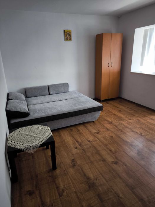 Apartament de închiriat 3 camere Zoom beach