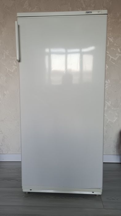 Продае́ться холодильник "Атлант" в отличном состоянии