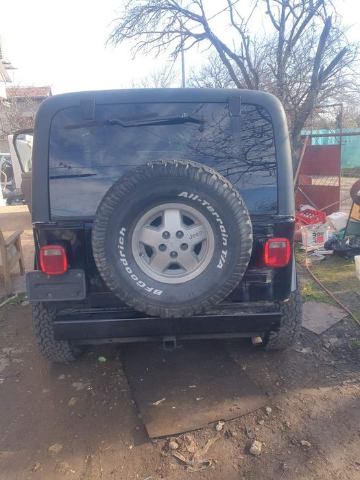 Jeep wrangler 2500 бензин на части