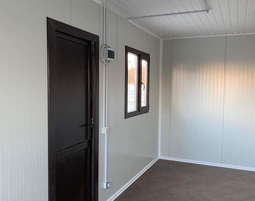 Vand casa din container 8 x 7m