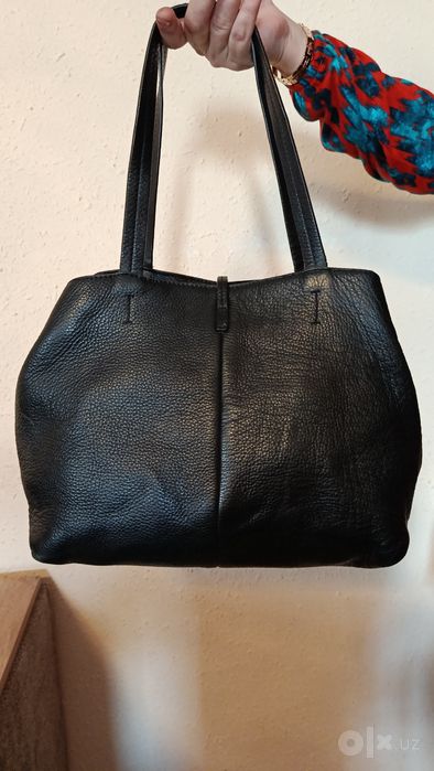 Продам женскую сумку Salvatore Ferragamo кожа 100%