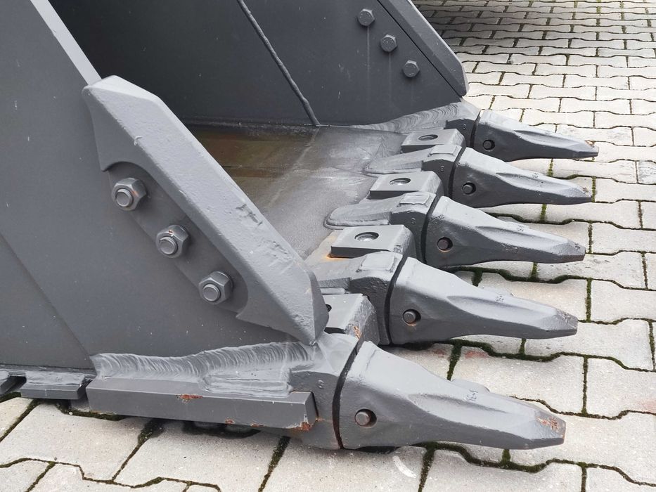 Cupă excavator ranforsată pentru EC240