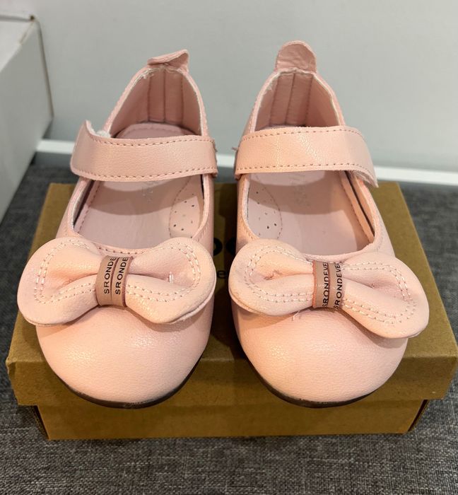 Pantofi eleganti fetite