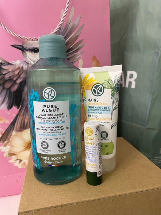 Косметика для лица и тела