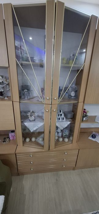 Секция 3 части + гардероб