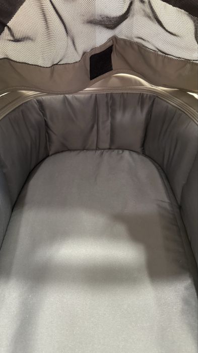 Кош за новородено на mamas and papas