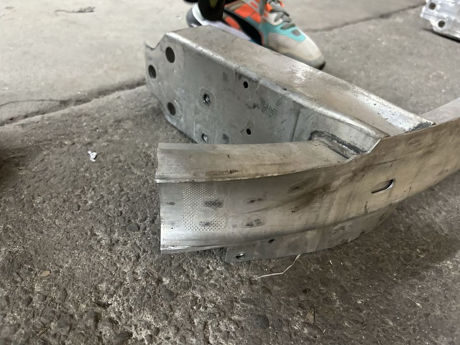 Armatura bara fata  bmw G11 G12 seria 7 lci 2019-2023