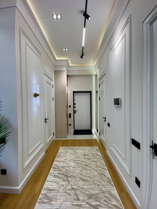 СРОЧНО! Аренда В Центре города ул Афросиоб Метро Ойбек 3/3/9 80кв