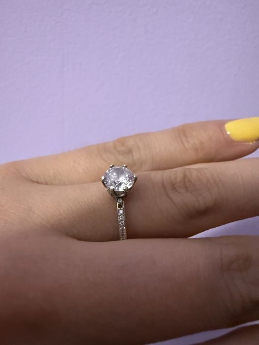 Пръстебн Pandora