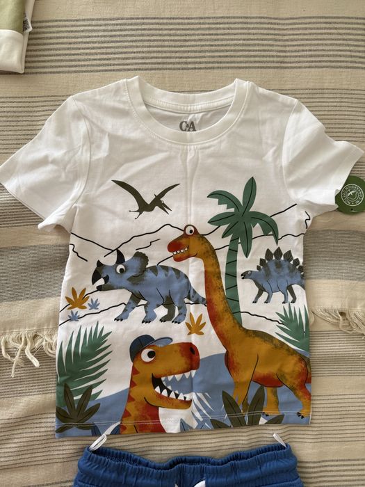 Продается костюм для мальчика 4 года