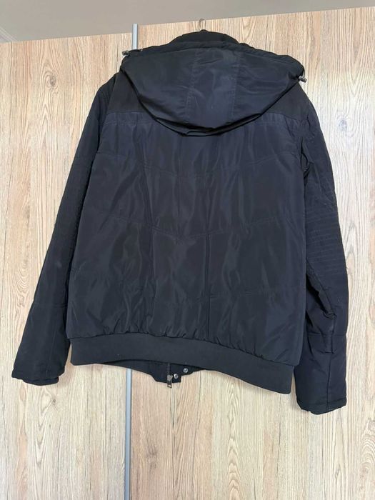 Куртка  мужская зимняя с капюшоном