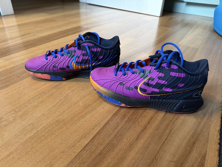 Nike lebron 21 marime 38.5 purtati de cateva ori ca noi