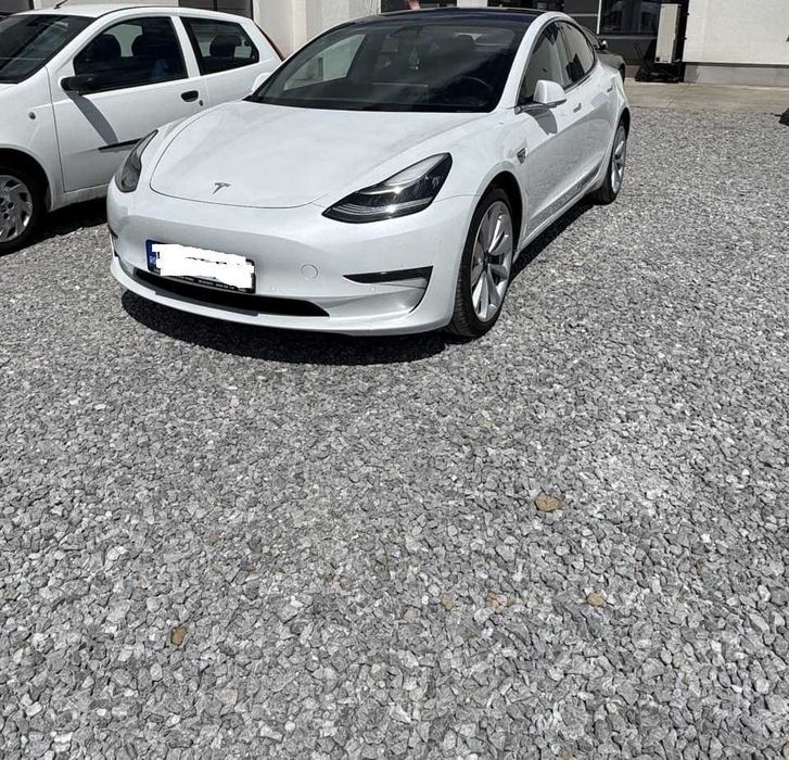 Vand Tesla model 3