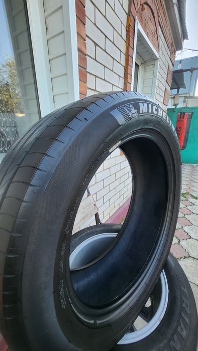 Продам шины мишлен