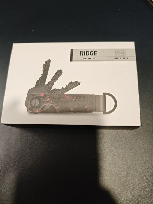 Калъф/държач за ключове Ridge key case - carbon forged ember,