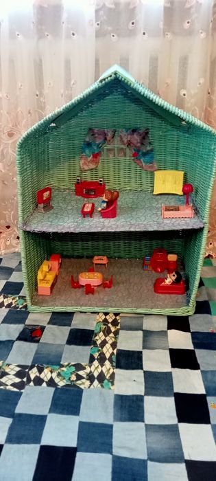 Детские кресла и стульчики